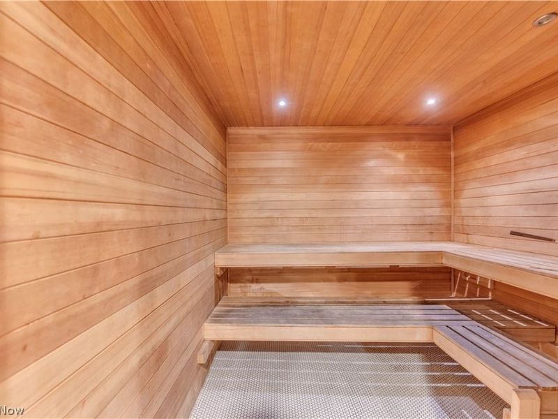 12900 Lake Avenue, Unit 320, Lakewood, OH 44107 Photo 25