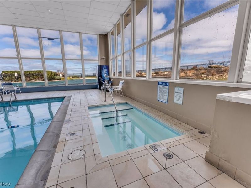 12900 Lake Avenue, Unit 320, Lakewood, OH 44107 Photo 26