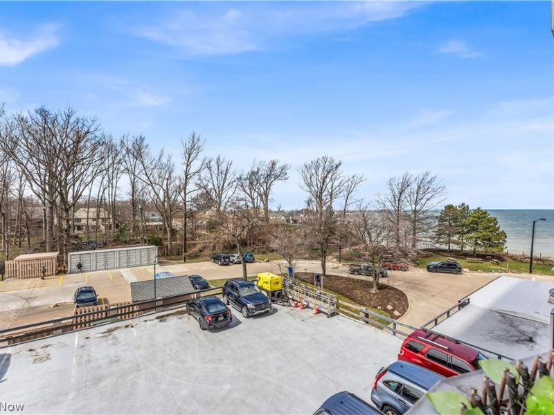 12900 Lake Avenue, Unit 320, Lakewood, OH 44107 Photo 33
