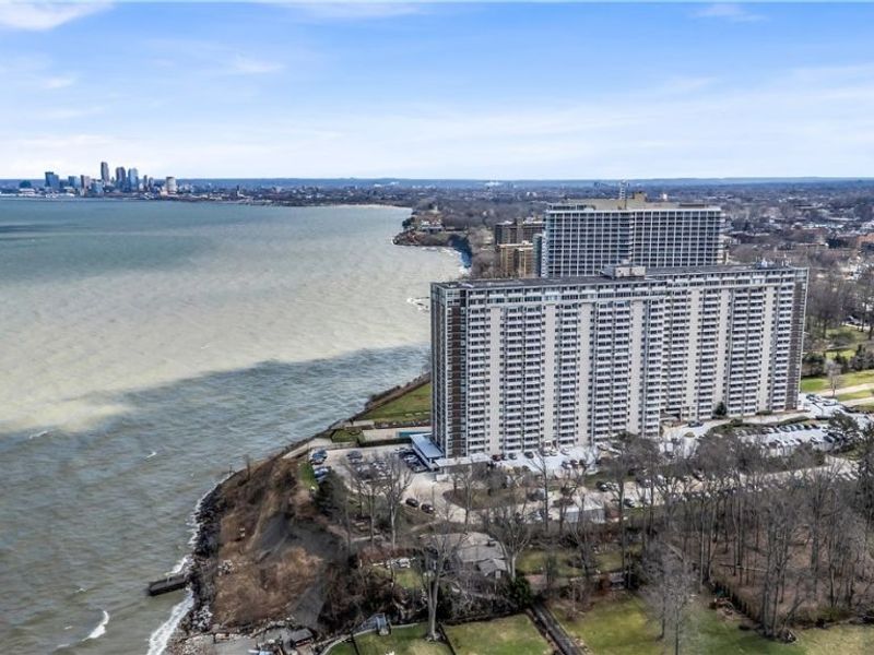 12900 Lake Avenue, Unit 320, Lakewood, OH 44107 Photo 36