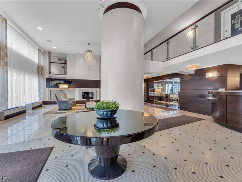 12900 Lake Avenue, Unit 320, Lakewood, OH 44107 Photo 5