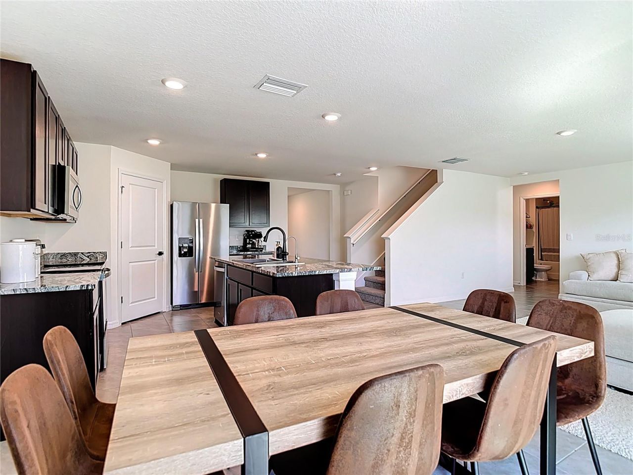 9201 Sapphire Creek Place , Temple Terrace, FL 33637 Photo