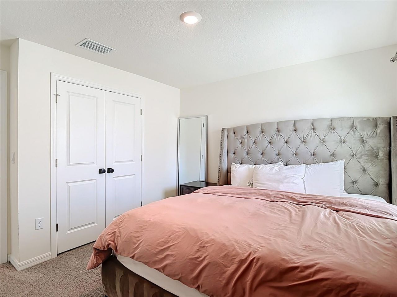 9201 Sapphire Creek Place , Temple Terrace, FL 33637 Photo