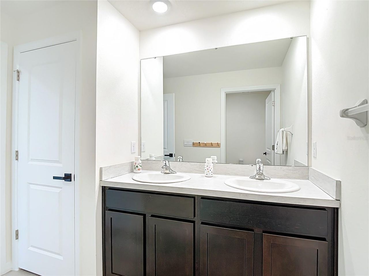 9201 Sapphire Creek Place , Temple Terrace, FL 33637 Photo