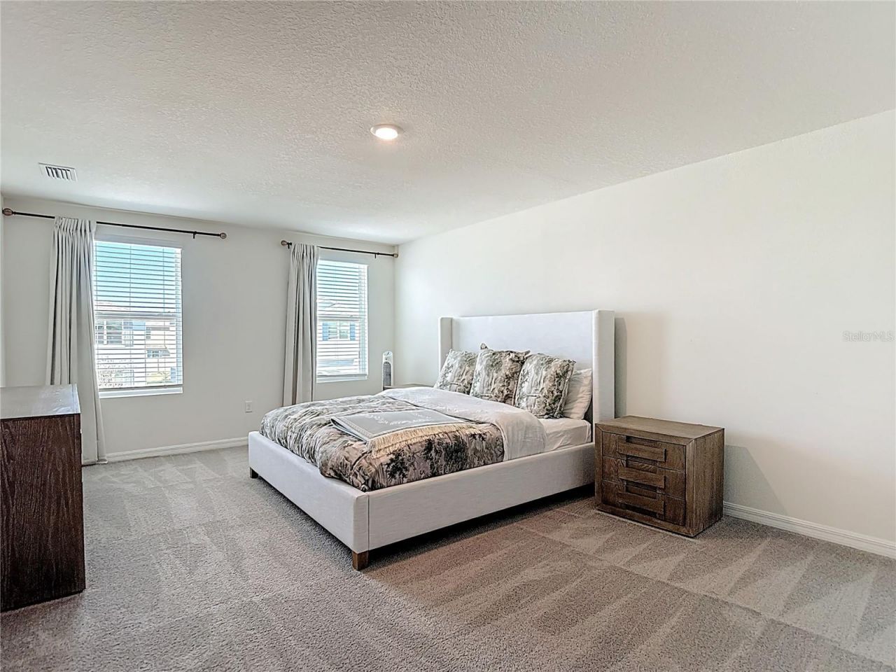 9201 Sapphire Creek Place , Temple Terrace, FL 33637 Photo