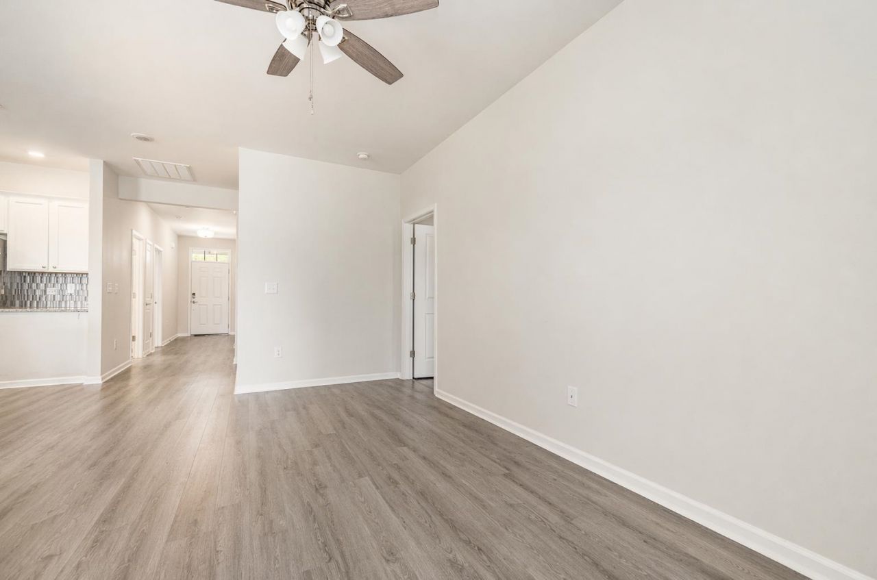 1881 Moonseed Dr. Photo 13