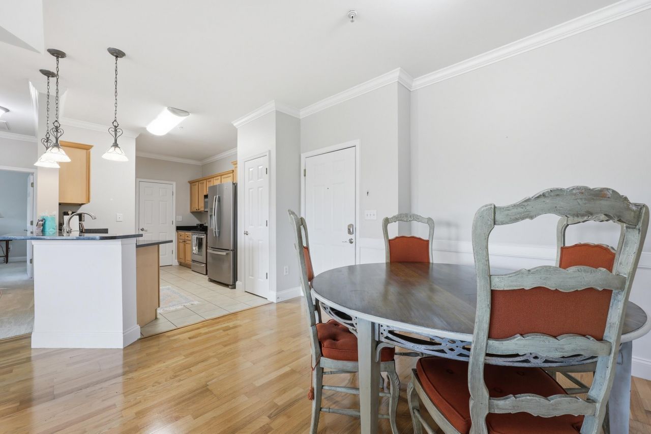 1984 Folly Road Photo 12