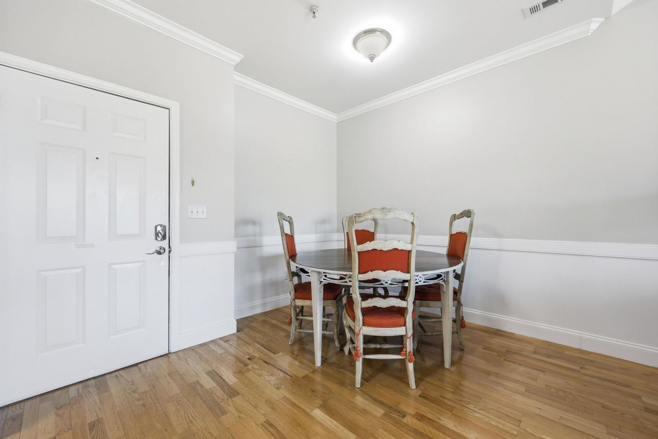 1984 Folly Road Photo 18