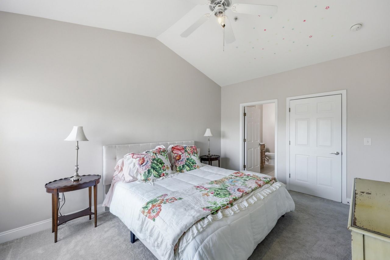 1984 Folly Road Photo 31