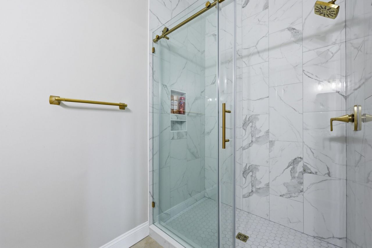 1984 Folly Road Photo 35