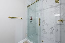 1984 Folly Road photo 4