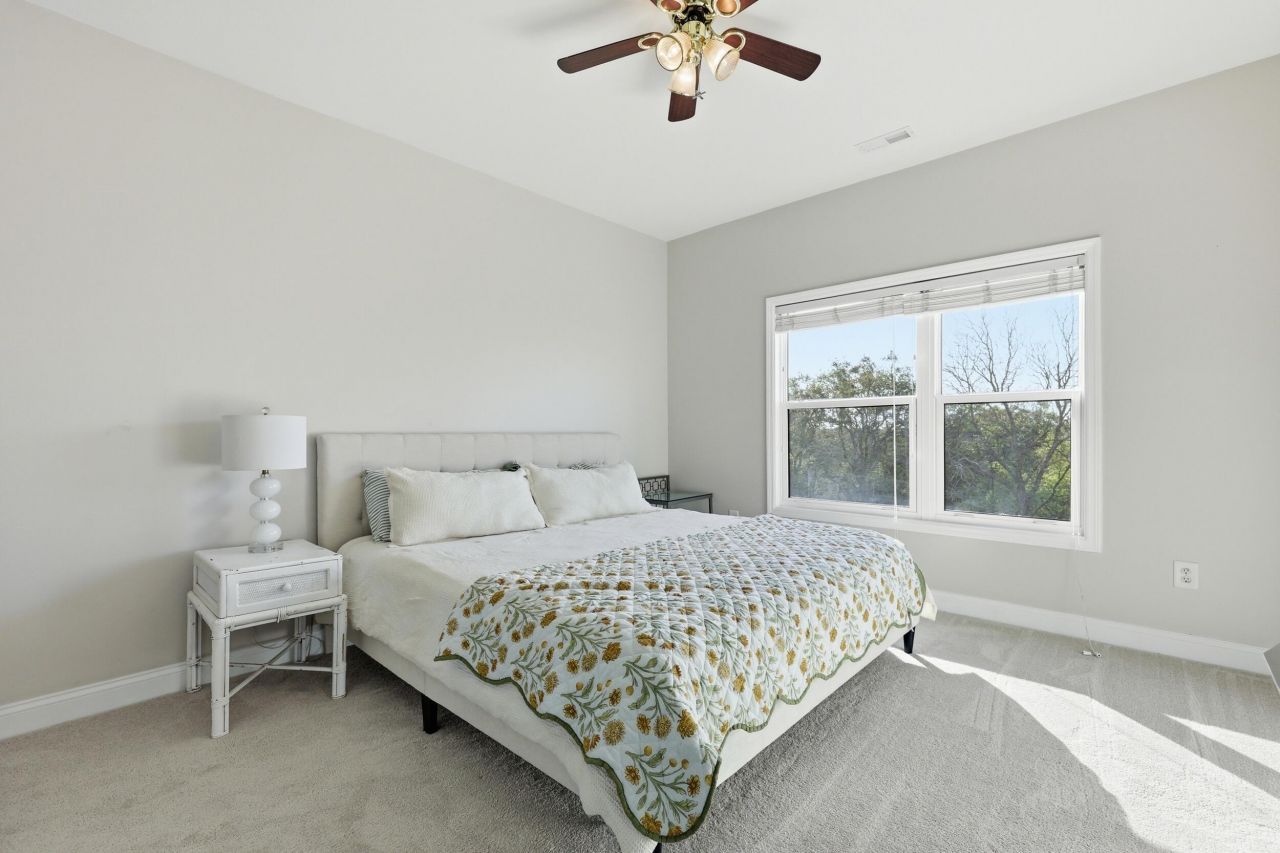 1984 Folly Road Photo 7