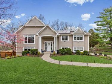 10806 NW 75th Terrace, Weatherby Lake, MO 64152