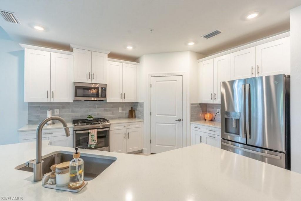 16903 Fairgrove Way, Unit 102, Naples, FL 34110 Photo