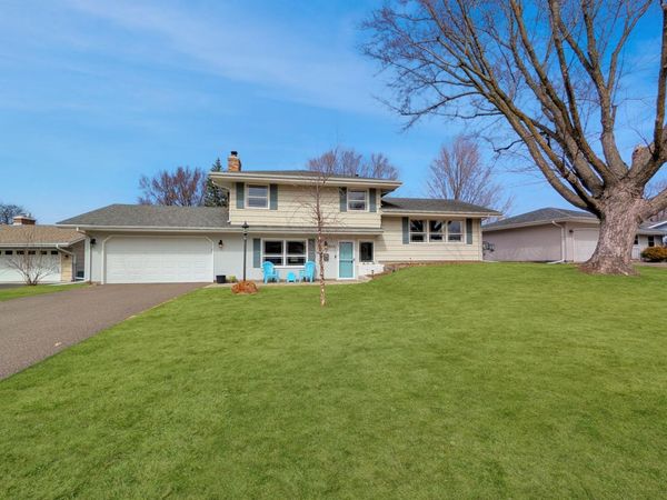 8500 34th Avenue N, New Hope, MN 55427