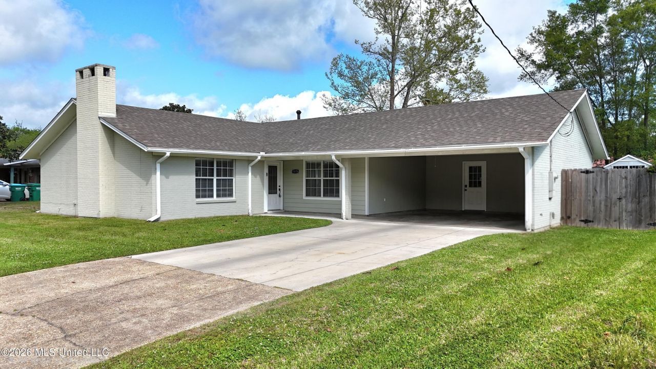 15176 Royal Street, Gulfport, MS 39503 Main Photo