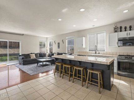 3854 Cloverbrook Drive, Sparks, NV 89436 Photo