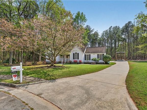 182 Suwanee Court, Senoia, GA 30276