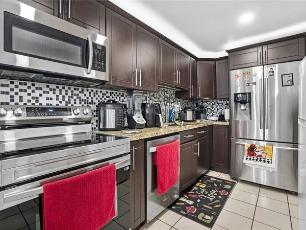 9403 SW 76th St , Unit Y17, Miami, FL 33173