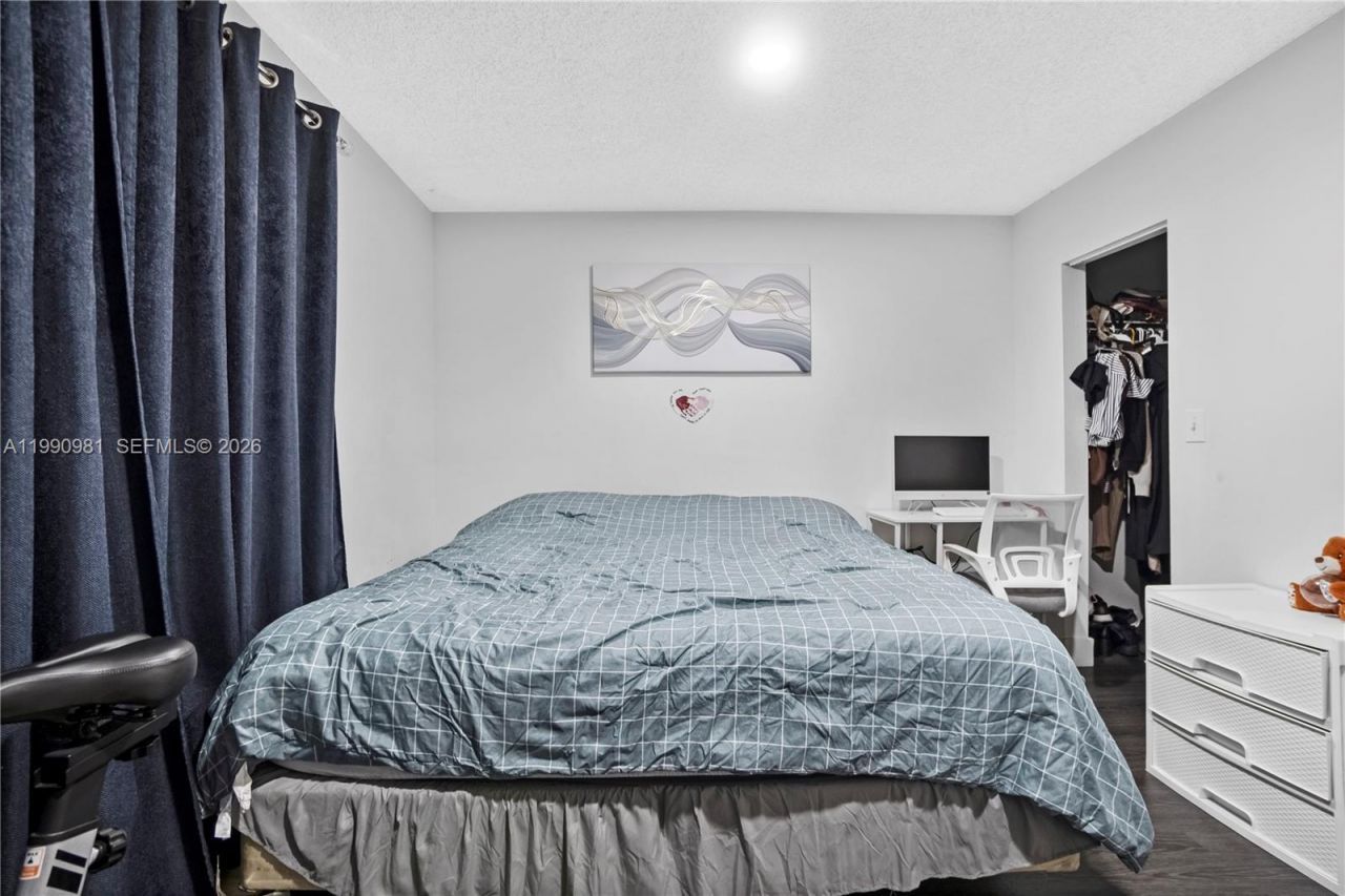 9403 SW 76th St , Unit Y17, Miami, FL 33173 Photo