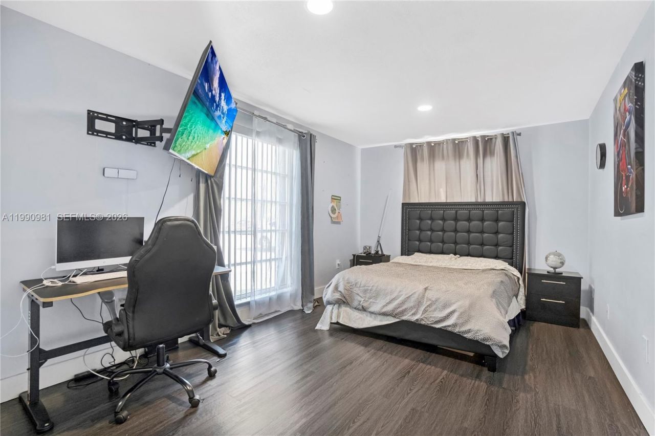 9403 SW 76th St , Unit Y17, Miami, FL 33173 Photo