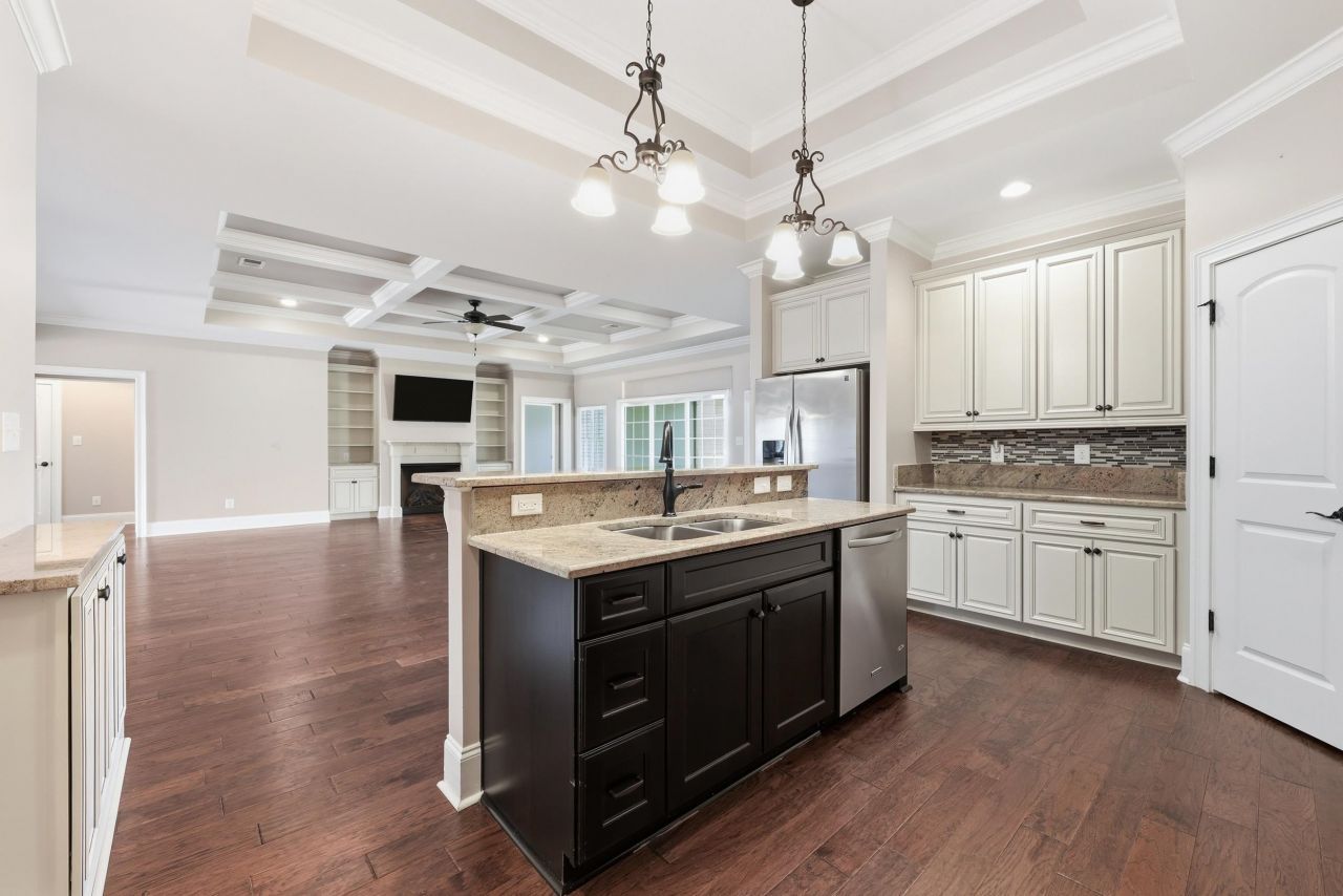 635 Edge Creek Dr.  Photo 16