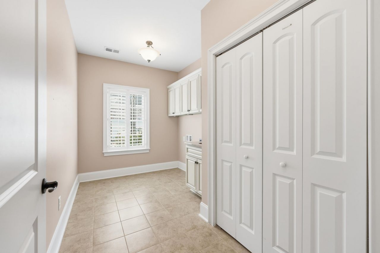 635 Edge Creek Dr.  Photo 18