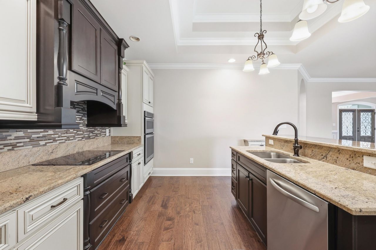 635 Edge Creek Dr.  Photo 6