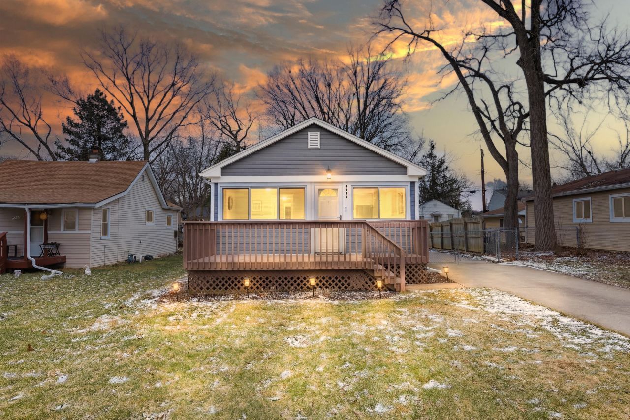 3995 Cresthaven Drive, Waterford, MI 48328 Main Photo