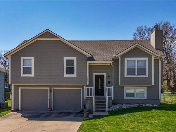 10201 E 70th Terrace, Raytown, MO 64133