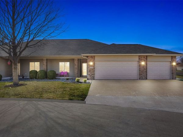 1659 Clifford Ln , Iowa City, IA 52240