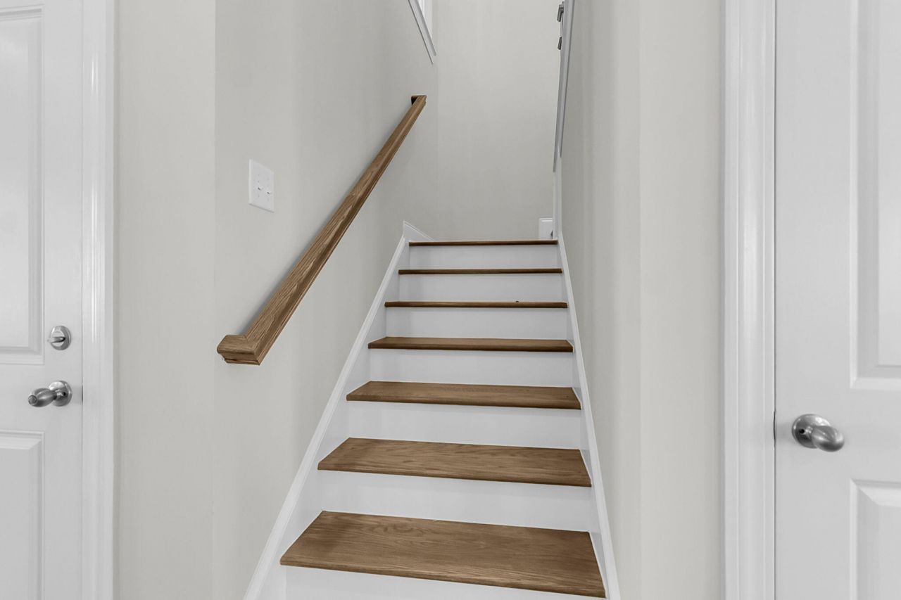 768 Maynard Lane Photo 29