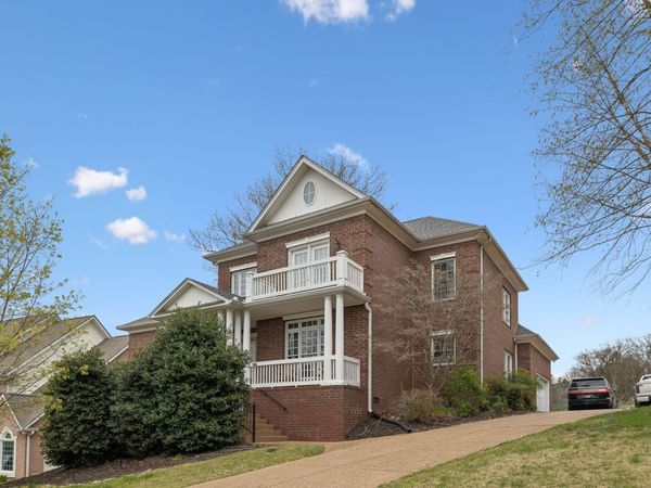 1264 Twelve Stones Xing, Goodlettsville, TN 37072