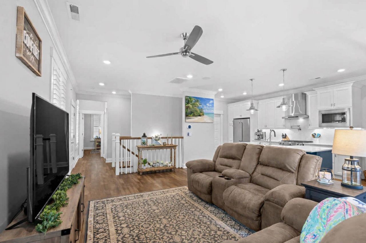 8068-a Living Beach St.  Photo 13