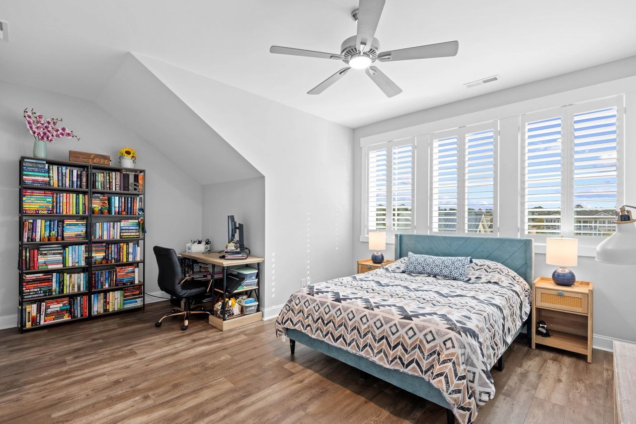 8068-a Living Beach St.  Photo 28