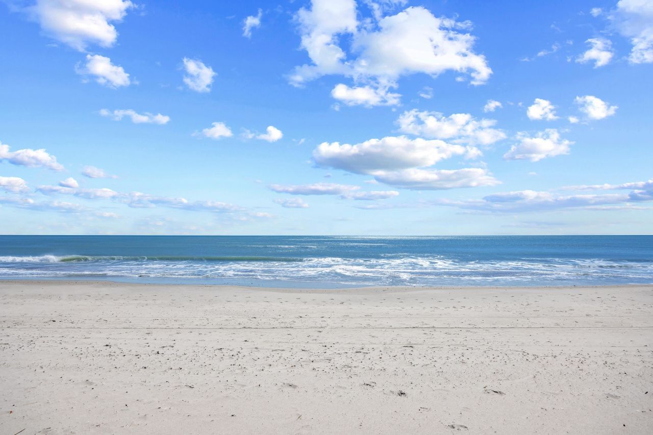 8068-a Living Beach St.  Photo 70