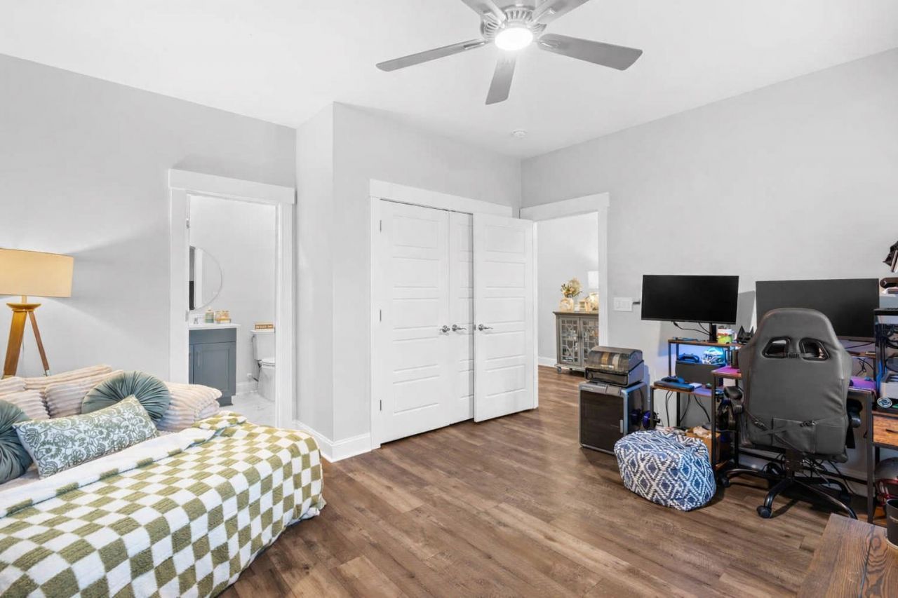 8068-a Living Beach St.  Photo 9