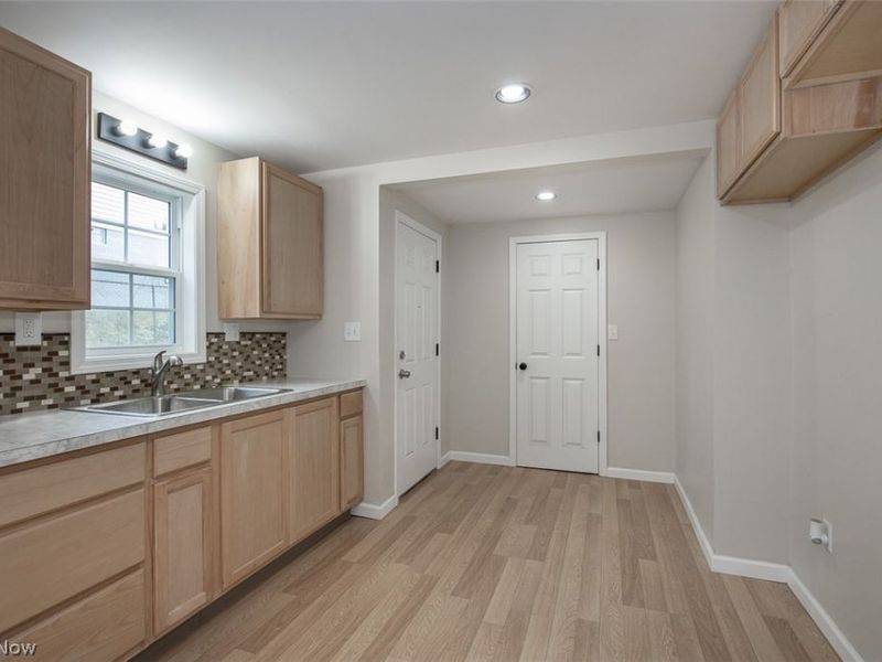 1184 Niagara Avenue, Akron, OH 44305 Photo 10