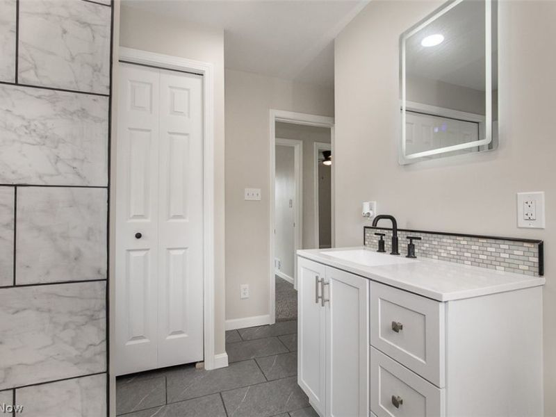 1184 Niagara Avenue, Akron, OH 44305 Photo 13