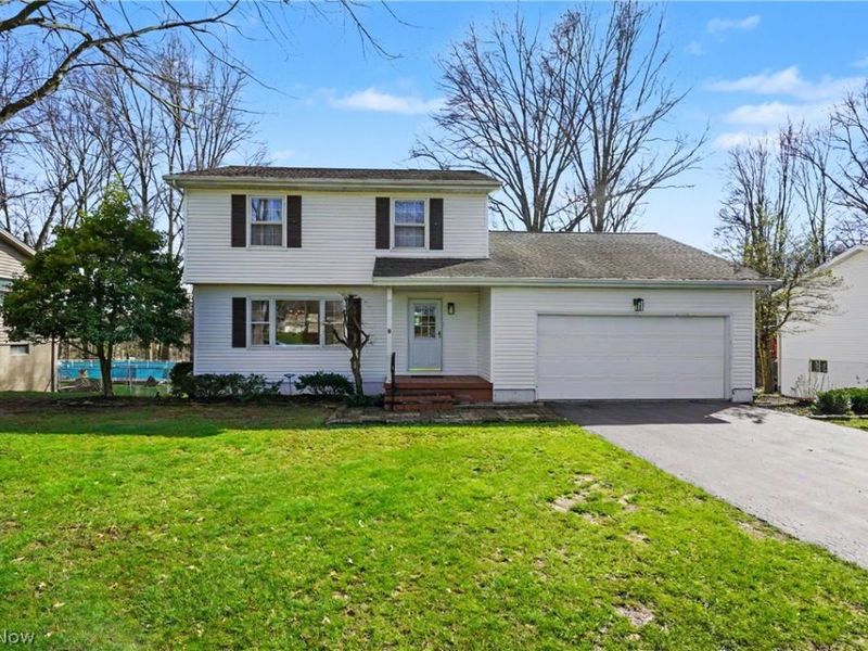 4765 Warwick Drive S, Canfield, OH 44406 Photo 1