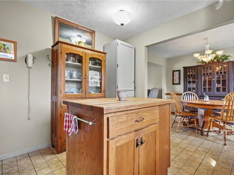 4765 Warwick Drive S, Canfield, OH 44406 Photo 10