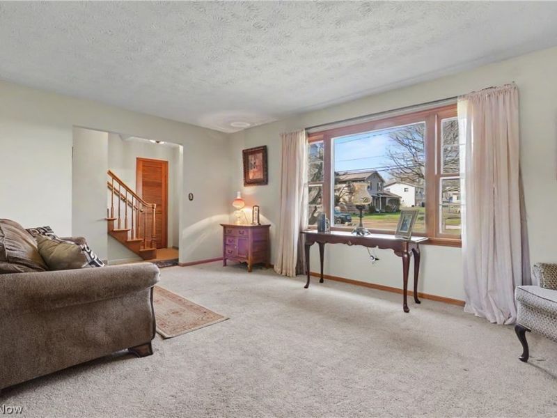 4765 Warwick Drive S, Canfield, OH 44406 Photo 3