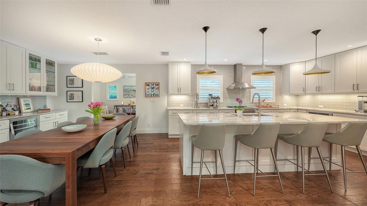 1661 S Jefferson Avenue, Sarasota, FL 34239 Photo