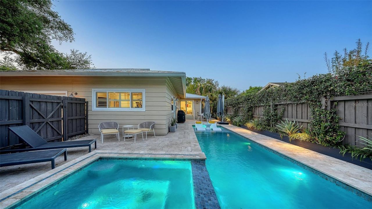 1661 S Jefferson Avenue, Sarasota, FL 34239 Photo