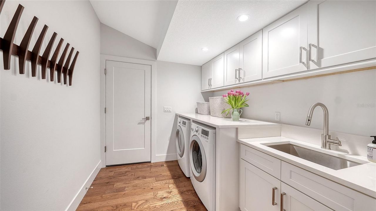 1661 S Jefferson Avenue, Sarasota, FL 34239 Photo