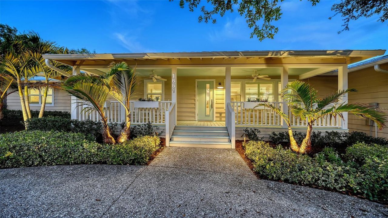 1661 S Jefferson Avenue, Sarasota, FL 34239 Photo