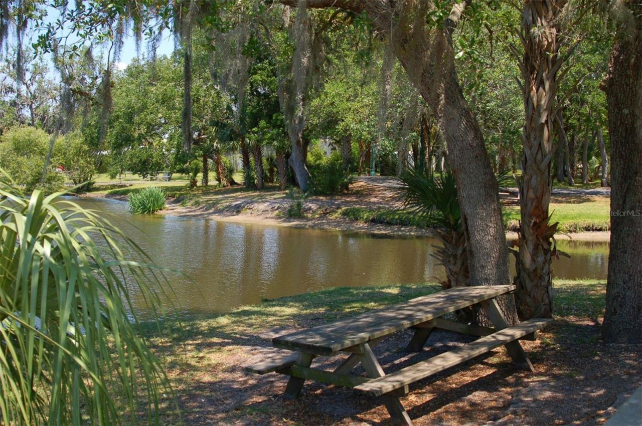 1661 S Jefferson Avenue, Sarasota, FL 34239 Photo