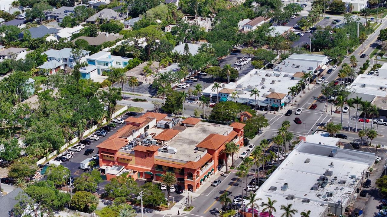 1661 S Jefferson Avenue, Sarasota, FL 34239 Photo