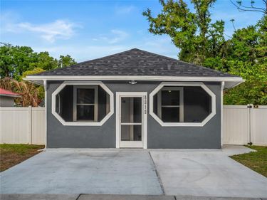 8010 N BROOKS STREET, TAMPA, FL 33604