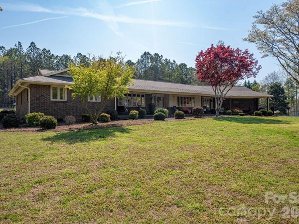 107 Lakeside Drive, Grover, NC 28073